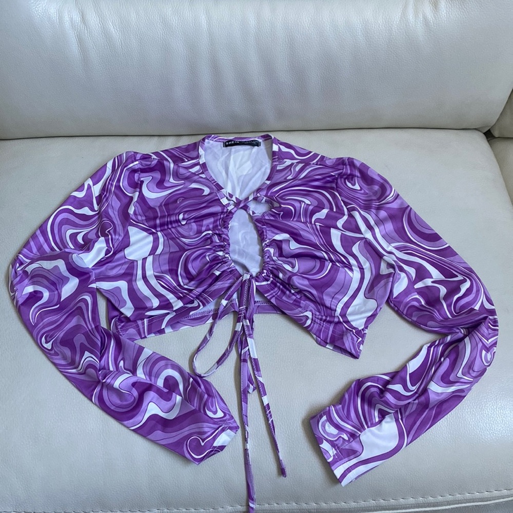 Marble Print Crisscross Tie Front Crop Top Large (8/10)